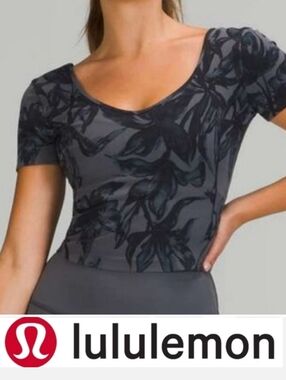 Lululemon Botanical Bloom Crop Top